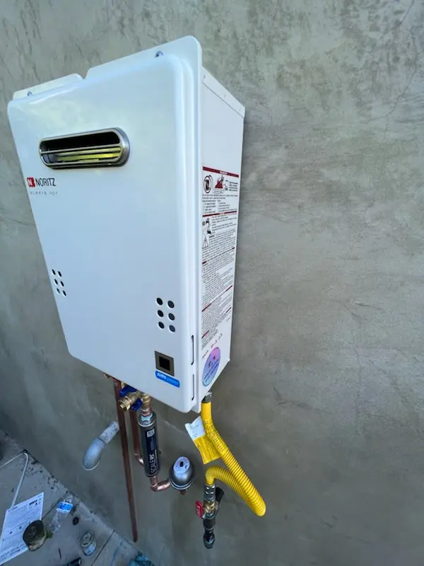 Tankless water heater installation for Oakhaven homes